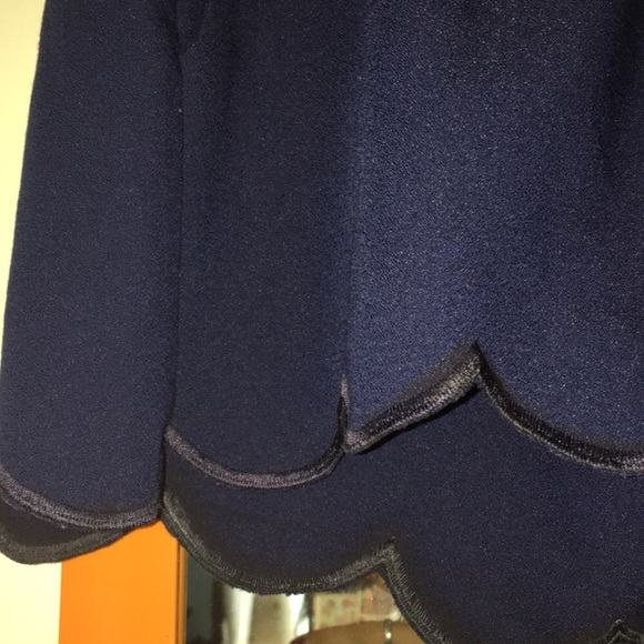 Navy blue flowy shorts - Picture 2 of 3